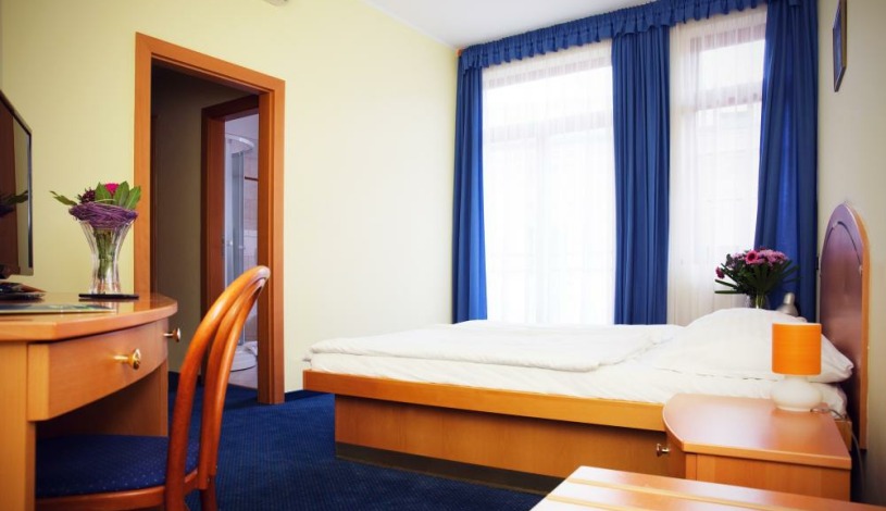 HOTEL RŮŽE Karlovy Vary